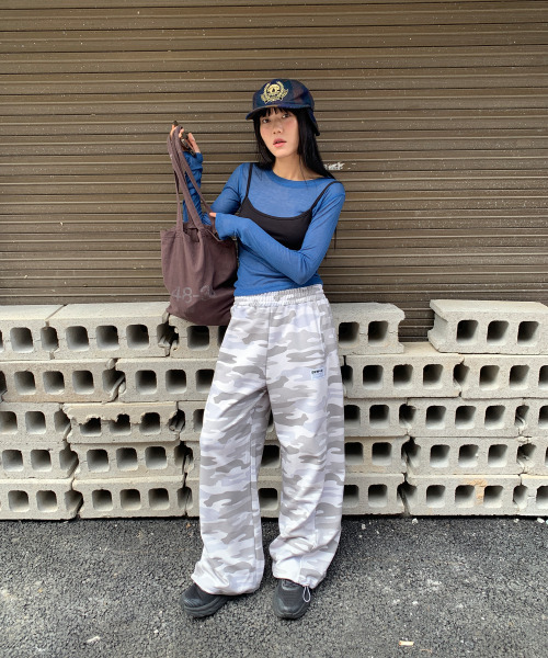 SEW-B(ソービー)の「ポイパンツ (ホワイトカモ)(スウェットパンツ・レディース・その他・FREE)」の2枚目の写真