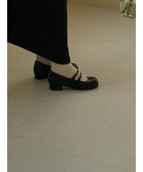 LEVASE(ルバズ)の「e.g) lou mary jane pumps-black 2cm(パンプス・レディース・その他・38/39/35/36/37/36.5/37.5/35.5/38.5)」の4枚目の写真