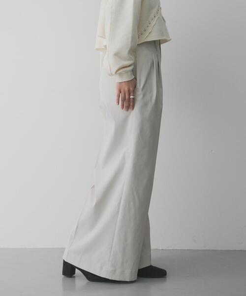 SENSE OF PLACE by URBAN RESEARCH（センスオブプレイスバイアーバンリサーチ）の「『XS/Lサイズ/WEB限定』バギーチノパンツ（チノパンツ・レディース・アイボリー/ネイビー/ベージュ・MEDIUM/LARGE/SMALL/X-SMALL）」の5枚目の写真