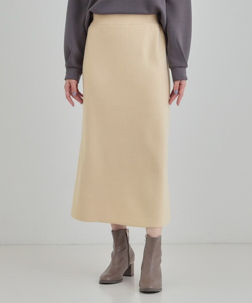 SHOO・LA・RUE(シューラルー)の「【洗濯機可/セットアップ可/毛玉になりにくい】心地よく穿ける ニットナロースカート(スカート・レディース・ブラック/ダークブラウン/ライトベージュ・01/02/03/04)」の16枚目の写真