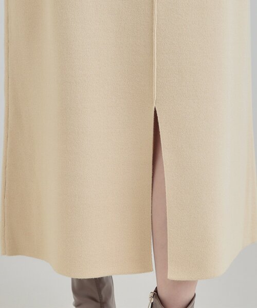 SHOO・LA・RUE(シューラルー)の「【洗濯機可/セットアップ可/毛玉になりにくい】心地よく穿ける ニットナロースカート(スカート・レディース・ブラック/ダークブラウン/ライトベージュ・01/02/03/04)」の7枚目の写真