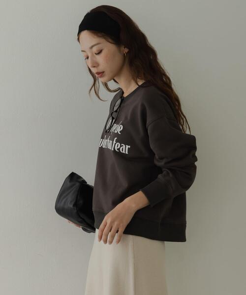 URBAN RESEARCH Sonny Label（アーバンリサーチサニーレーベル）の「メッセージロゴスウェットプルオーバー（スウェット・レディース・チャコールグレー/ブラウン系その他/オートミール・FREE）」の6枚目の写真