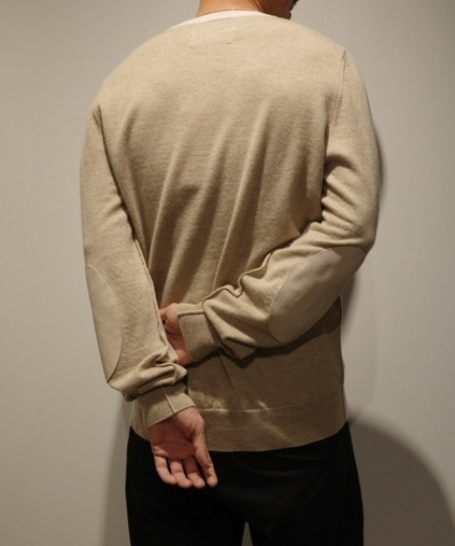 Maison Margiela(メゾンマルジェラ)の「Maison Margiela Crewneck(ニット/セーター・メンズ・ベージュ・MEDIUM)」の4枚目の写真