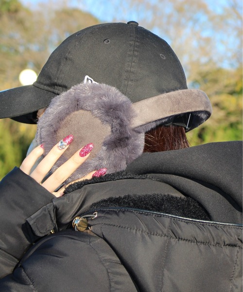 ALWAYS GOOD TIME（オルウェイズグッドタイム）の「【AGTSELECT/AGTセレクト】フェクスウェードイヤーマフ（イヤーマフ・レディース・ベージュ/チャコールグレー・FREE）」の14枚目の写真