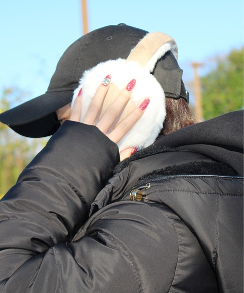 ALWAYS GOOD TIME（オルウェイズグッドタイム）の「【AGTSELECT/AGTセレクト】フェクスウェードイヤーマフ（イヤーマフ・レディース・ベージュ/チャコールグレー・FREE）」の19枚目の写真