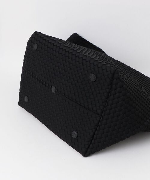 NAGHEDI（ナゲディ）の「NAGHEDI Jetsetter Large Tote ナケディ メッシュ ジェットセッター ラージ トートバッグ（トートバッグ・レディース・ブラック/クリーム・FREE）」の20枚目の写真