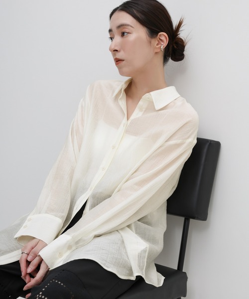 select MOCA(セレクトモカ)の「オーバーサイズワッシャーシアーシャツ(シャツ/ブラウス・レディース・カーキブラウン/ブラック/アイボリー・FREE)」の6枚目の写真