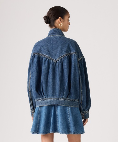 Levi's（リーバイス）の「Levi's/リーバイス ブルゾントラッカージャケット（デニムジャケット・レディース・ダークインディゴブルー・XS/S/M）」の9枚目の写真