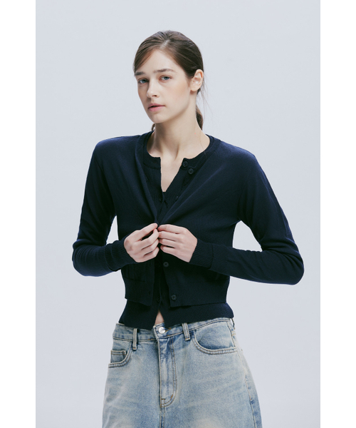AFTERHOURS(アフターアワーズ)の「DOUBLE LAYERED KNIT CARDIGAN (NAVY)(カーディガン/ボレロ・レディース・その他・FREE)」の2枚目の写真