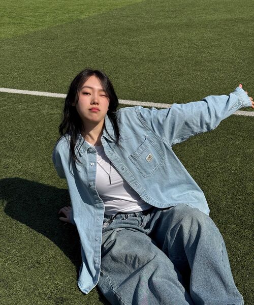 LMCの「OVERSIZED DENIM SHIRT light blue(シャツ/ブラウス・レディース・その他・S/M/L)」の13枚目の写真