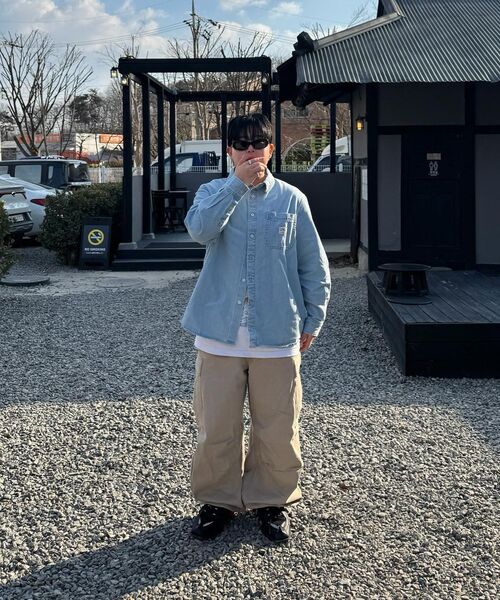 LMCの「OVERSIZED DENIM SHIRT light blue(シャツ/ブラウス・レディース・その他・S/M/L)」の2枚目の写真
