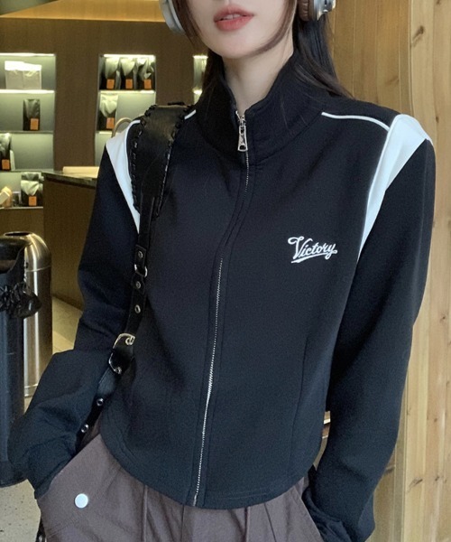 Flugge（フラッジー）の「スポーティージャージトップス（ジャージ・レディース・レッド/ブラック・LARGE/MEDIUM）」の10枚目の写真