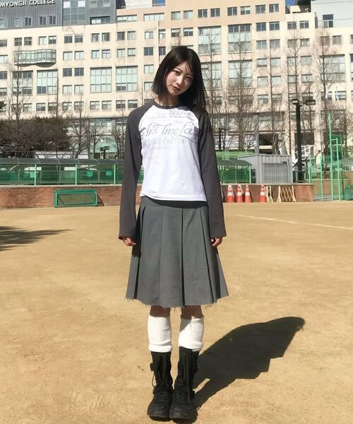 LMCの「WM GRADATION LETTERING RAGLAN LONG SLV TEE brown(Tシャツ/カットソー・レディース・その他・S/M)」の11枚目の写真