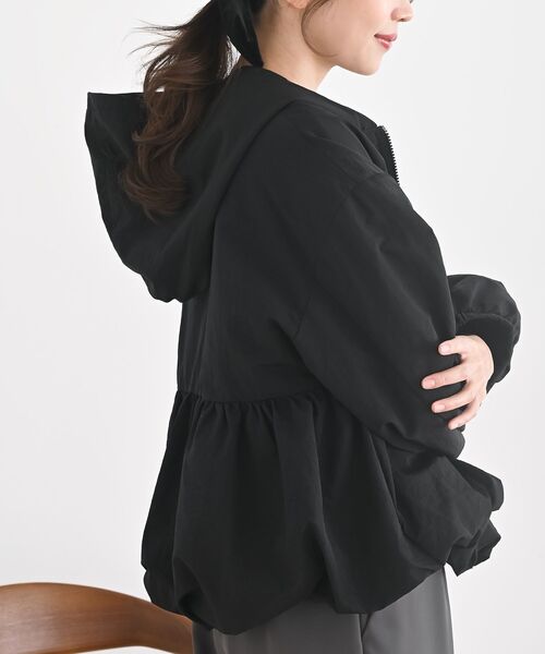 rps（アールピーエス）の「ナイロンワッシャーペプラムバルーンジャケット（ナイロンジャケット・レディース・アイボリー/ベージュ/ブラック・フリー）」の9枚目の写真