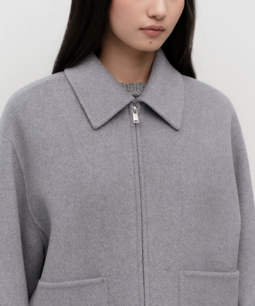 MUSINSA STANDARD WOMAN（ムシンサスタンダードウーマン）の「ウィメンズカシミヤブレンドハンドメイドジップアップジャケット[ミディアムグレー]（チェスターコート・レディース・その他・SMALL/MEDIUM/LARGE/X-SMALL）」の4枚目の写真