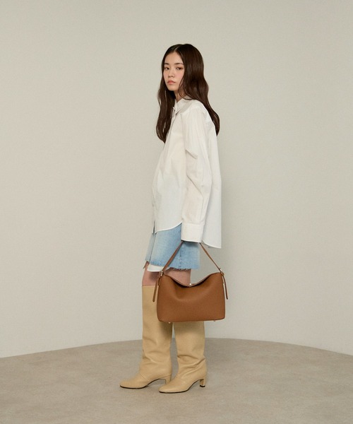 GUSCIO(グッシオ)の「【グッシオベーシック】ターンロック フラップショルダーバッグ(ショルダーバッグ・レディース・ブラウン/ブラック/アイボリー・FREE)」の17枚目の写真