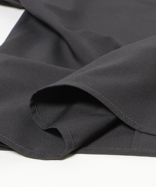 BEAMS HEART(ビームスハート)の「ポリトロ オープン カラー シャツ(吸収速乾・接触冷感)(シャツ/ブラウス・メンズ・ブラック/チャコールグレー・SMALL/LARGE/MEDIUM)」の7枚目の写真