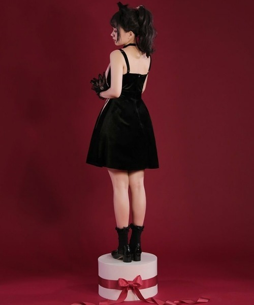 gossip!ロサンゼルス(ゴシップロサンゼルス)の「【Y2Kガーリー】バイカラー ビッグリボン ベロア キャミワンピース(ワンピース・レディース・ピンク/ブラック・M)」の6枚目の写真
