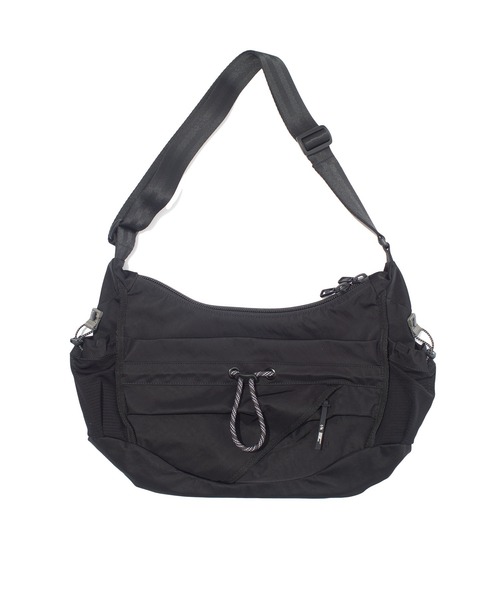 F/CE. (エフシーイー)の「F/CE. TEXTURED TWILL 2 WAY SHOULDER TOTE / エフシーイー テクスチャードツイル 2ウェイ ショルダートート(ショルダーバッグ・メンズ・ブラック/ネイビー・FREE)」の1枚目の写真