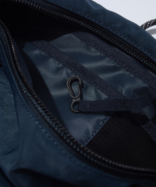 F/CE. (エフシーイー)の「F/CE. TEXTURED TWILL 2 WAY SHOULDER TOTE / エフシーイー テクスチャードツイル 2ウェイ ショルダートート(ショルダーバッグ・メンズ・ブラック/ネイビー・FREE)」の15枚目の写真