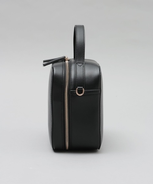 A part by(アパートバイ)の「2WAYバニティバッグ(ショルダーバッグ・レディース・ブラック/レッド・FREE)」の7枚目の写真