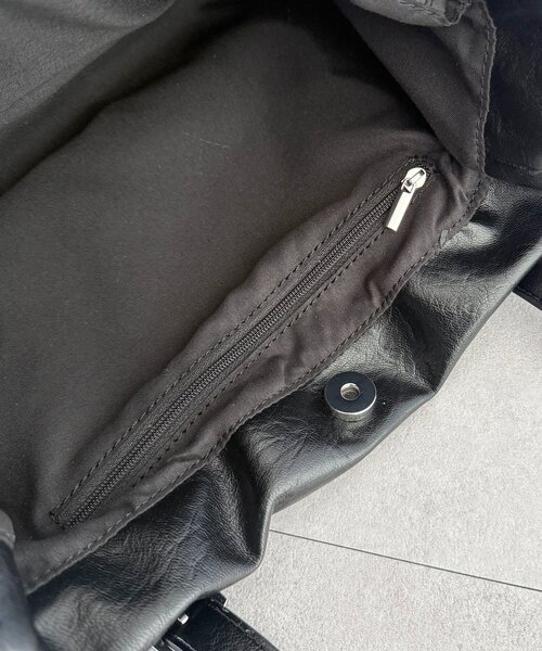 CPCM(シーピーシーエム)の「巾着レザーボストンバッグ(トートバッグ・レディース・ベージュ/ブラック/ブラウン・FREE)」の8枚目の写真