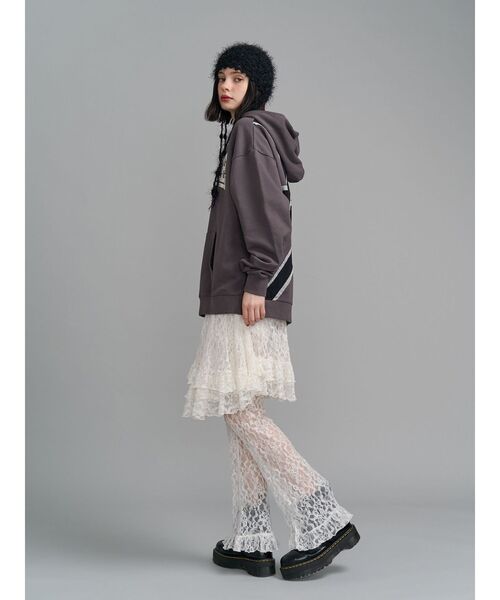 jouetie(ジュエティ)の「【LONSDALE×jouetie】スタッズBIGフーディー(パーカー・レディース・ブラック/オフホワイト/ネイビー・MEDIUM)」の16枚目の写真