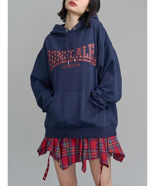 jouetie(ジュエティ)の「【LONSDALE×jouetie】スタッズBIGフーディー(パーカー・レディース・ブラック/オフホワイト/ネイビー・MEDIUM)」の1枚目の写真