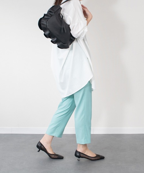 RIPANI(リパーニ)の「【RIPANI】サイドフリルホーボーバッグミディ(Q66401)(ハンドバッグ・レディース・ライトグレー/ブラック・ALL)」の9枚目の写真