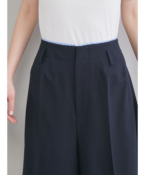 Mila Owen（ミラオーウェン）の「トリミングハーフキュロットパンツ（その他パンツ・レディース・ネイビー/グレー/ベージュ・1/0）」の15枚目の写真