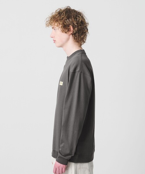 UNIVERSAL OVERALL(ユニバーサルオーバーオール)の「【別注】<UNIVERSAL OVERALL>ロングスリーブ Tシャツ(Tシャツ/カットソー・メンズ・ホワイト/ライトグレー/ダークグレー・L/M/S/XL)」の8枚目の写真