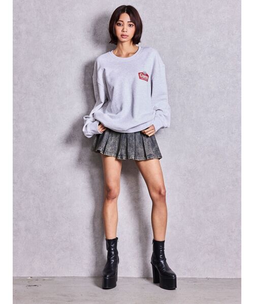 Guess(ゲス)の「GUESS GJ CN REG ROYAL CREWNECK(スウェット・レディース・ブラック/ライトグレー・FREE)」の11枚目の写真