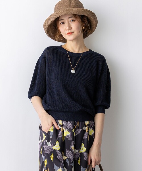 23区 L(ニジュウサンクオオキイサイズ)の「ピュアリネン パフスリーブ ニット(ニット/セーター・レディース・ブルー系/ベージュ系/オレンジ系/ネイビー系・44/46)」の2枚目の写真