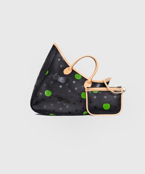 THE BEATLES COMME des GARCONS(ザ ビートルズ コムデギャルソン)の「THE BEATLES CdG BOAT BAG APPLE PRINTED / Natural collour handle BIG(トートバッグ・メンズ・ブラック・ONE SIZE)」の2枚目の写真