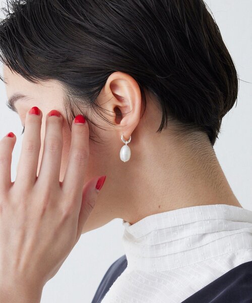 THE PAUSE（ザ ポーズ）の「【THE PAUSE】パールドロップピアス（ピアス（両耳用）・レディース・シルバー/ゴールド・FREE）」の2枚目の写真