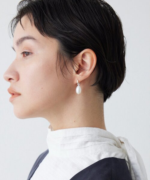THE PAUSE（ザ ポーズ）の「【THE PAUSE】パールドロップピアス（ピアス（両耳用）・レディース・シルバー/ゴールド・FREE）」の3枚目の写真