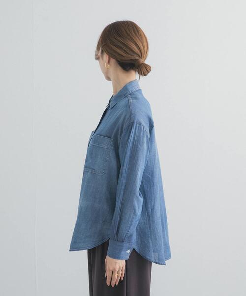 URBAN RESEARCH DOORS（アーバンリサーチドアーズ）の「シアーデニムシャツ｜春服/羽織り/日除け/カジュアル/通勤（シャツ/ブラウス・レディース・ブラック/インディゴブルー・FREE）」の11枚目の写真