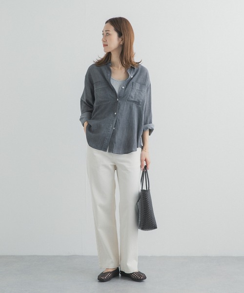 URBAN RESEARCH DOORS（アーバンリサーチドアーズ）の「シアーデニムシャツ（シャツ/ブラウス・レディース・ブラック/インディゴブルー・FREE）」の9枚目の写真