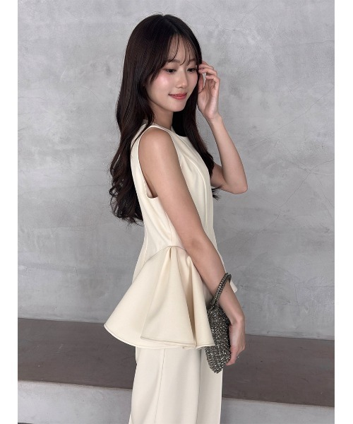 SNIDEL（スナイデル）の「ペプラムパンツセットアップ（ワンピース・レディース・サックスブルー/アイボリー/ネイビー・1/0）」の8枚目の写真