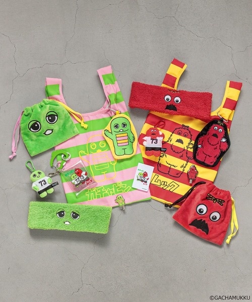 Me%（ミィパーセント）の「【ガチャピン・ムック/ガーとムー】カラビナ付きクリアポーチ　650246（ポーチ・レディース・シルバー/ブラック・FREE）」の9枚目の写真