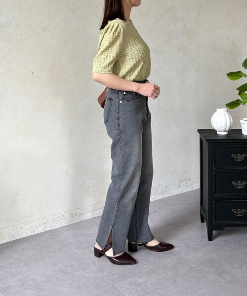 Thevon(ゼボン)の「カットオフストレートデニム(デニムパンツ・レディース・グレー/サックスブルー・M/S)」の10枚目の写真