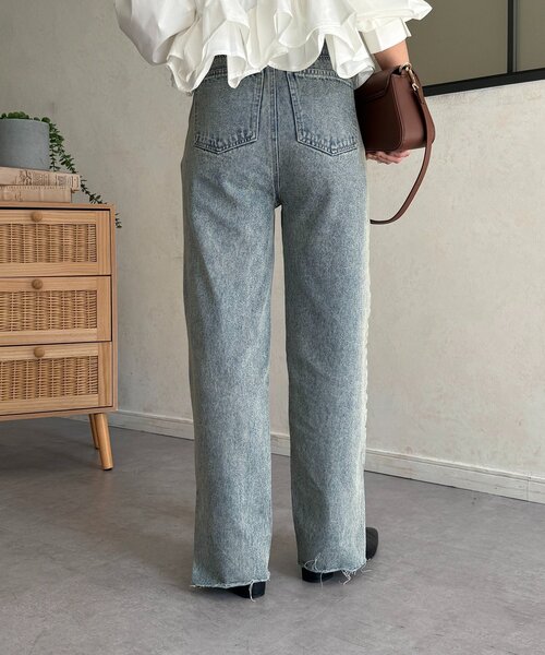Thevon(ゼボン)の「カットオフストレートデニム(デニムパンツ・レディース・グレー/サックスブルー・M/S)」の15枚目の写真