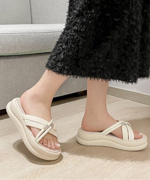 Miniministore（ミニミニストア）の「厚底サンダル ミュールサンダル 美脚夏靴（サンダル・レディース・アイボリー/ブラック・25.0cm/24.5cm/24.0cm/23.5cm/23.0cm/22.5cm）」の3枚目の写真