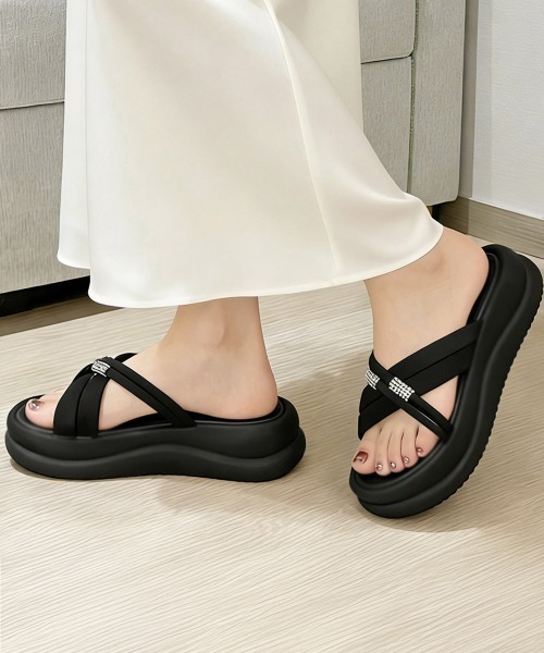 Miniministore（ミニミニストア）の「厚底サンダル ミュールサンダル 美脚夏靴（サンダル・レディース・アイボリー/ブラック・25.0cm/24.5cm/24.0cm/23.5cm/23.0cm/22.5cm）」の8枚目の写真