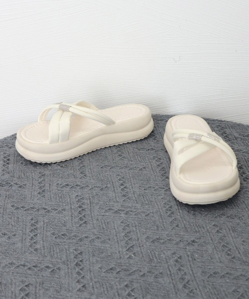 Miniministore（ミニミニストア）の「厚底サンダル ミュールサンダル 美脚夏靴（サンダル・レディース・アイボリー/ブラック・25.0cm/24.5cm/24.0cm/23.5cm/23.0cm/22.5cm）」の17枚目の写真