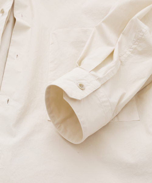 CALMER（カルメール）の「NATURAL DYE BIG SH / ナチュラルダイビッグシャツ（シャツ/ブラウス・レディース・ライトグレー/アイボリー・2/3）」の4枚目の写真