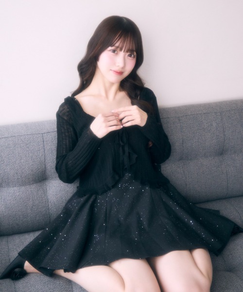 TITTY&CO.（ティティーアンドコー）の「フリルショートカーディガン（カーディガン/ボレロ・レディース・クリーム/サックスブルー/ブラック/ピンク/アイボリー・FREE）」の10枚目の写真