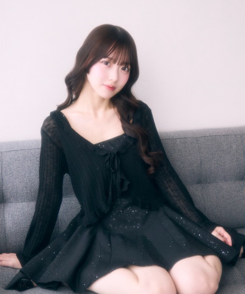 TITTY&CO.（ティティーアンドコー）の「フリルショートカーディガン（カーディガン/ボレロ・レディース・クリーム/サックスブルー/ブラック/ピンク/アイボリー・FREE）」の15枚目の写真