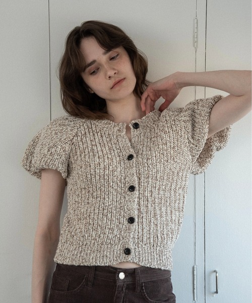 lawgy（ラウジー）の「mini balloon sleeve mix knit / ミニバルーンスリーブミックスニット（ニット/セーター・レディース・ベージュ/ブラック・FREE）」の12枚目の写真