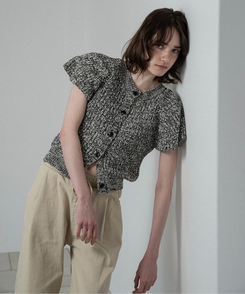 lawgy（ラウジー）の「mini balloon sleeve mix knit / ミニバルーンスリーブミックスニット（ニット/セーター・レディース・ベージュ/ブラック・FREE）」の20枚目の写真